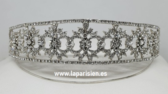 Silver wedding tiara, Versalles model.