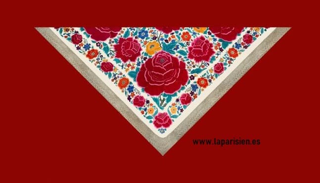 Balconera de manton de manila con rosa