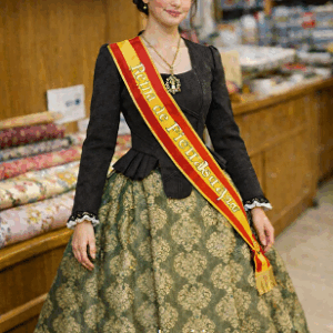 CONJUNTO FALDA Y CORPIÑO