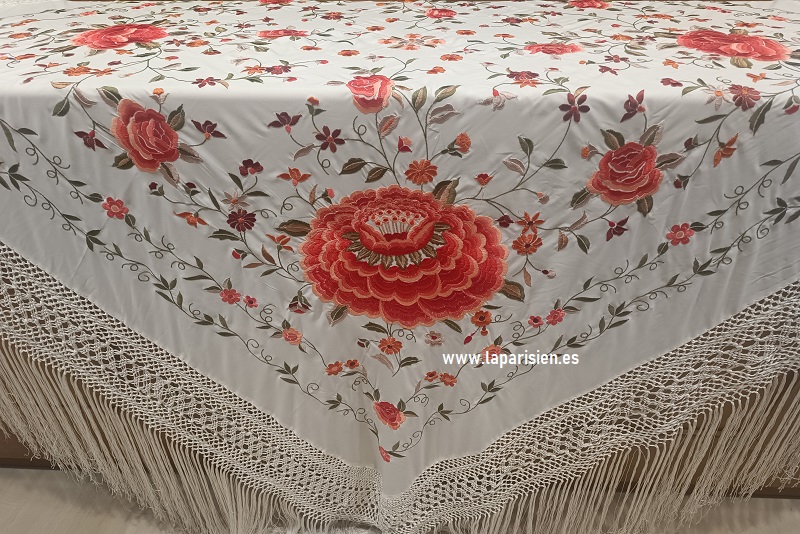 Manton de flor grande de la tienda la parisien