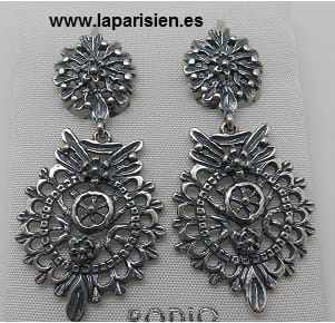 Pendientes de bisutería Plateados, bisutería, 4 cm, cierre omega.