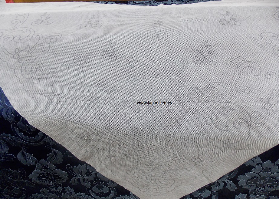 BOBINÉ PARA BORDAR EN BATISTA Nº 23 LA PARISIEN