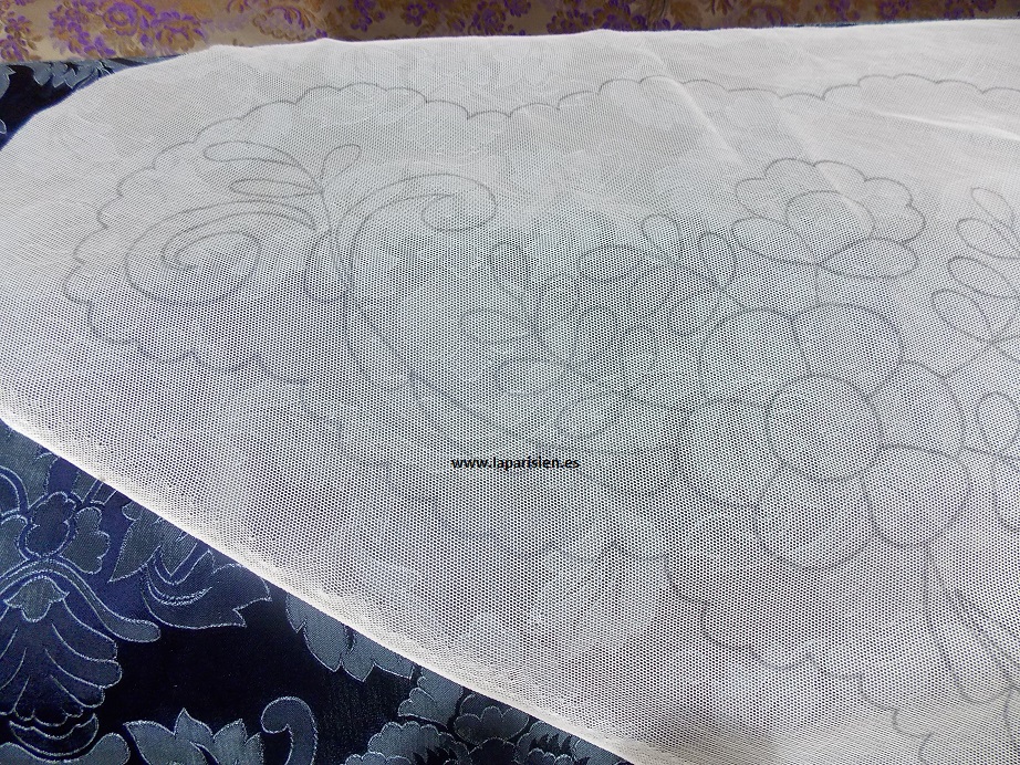 BOBINÉ PARA BORDAR EN BATISTA Nº 05 LA PARISIEN