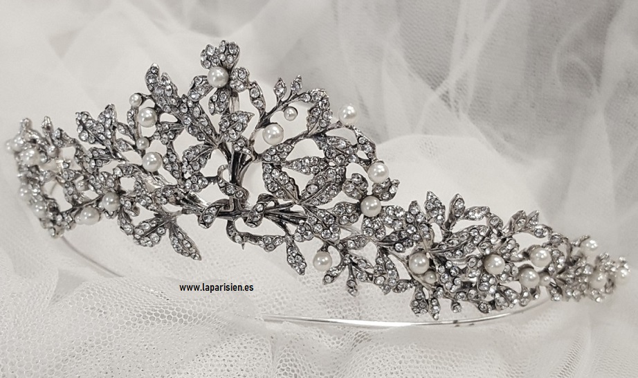 TIARA BASTY II LA PARISIEN